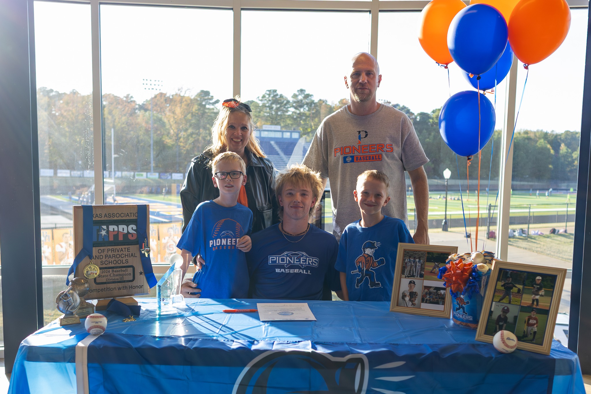 Brook Hill's Ben Braatz signs with Wisconsin-Platteville