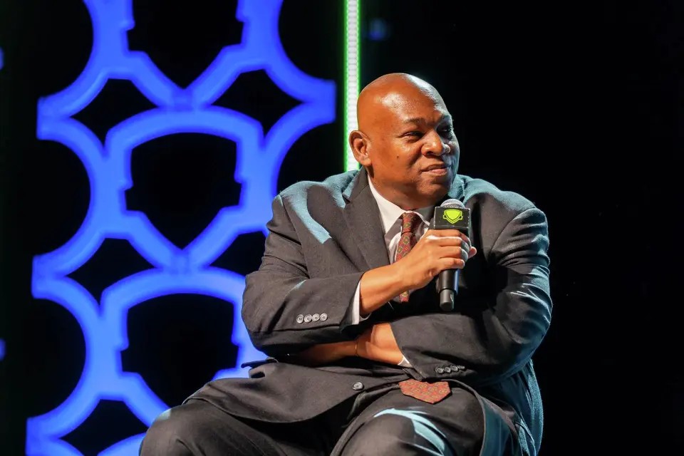 Tylerite Cedric Golden Named Texas Sportswriter of Year