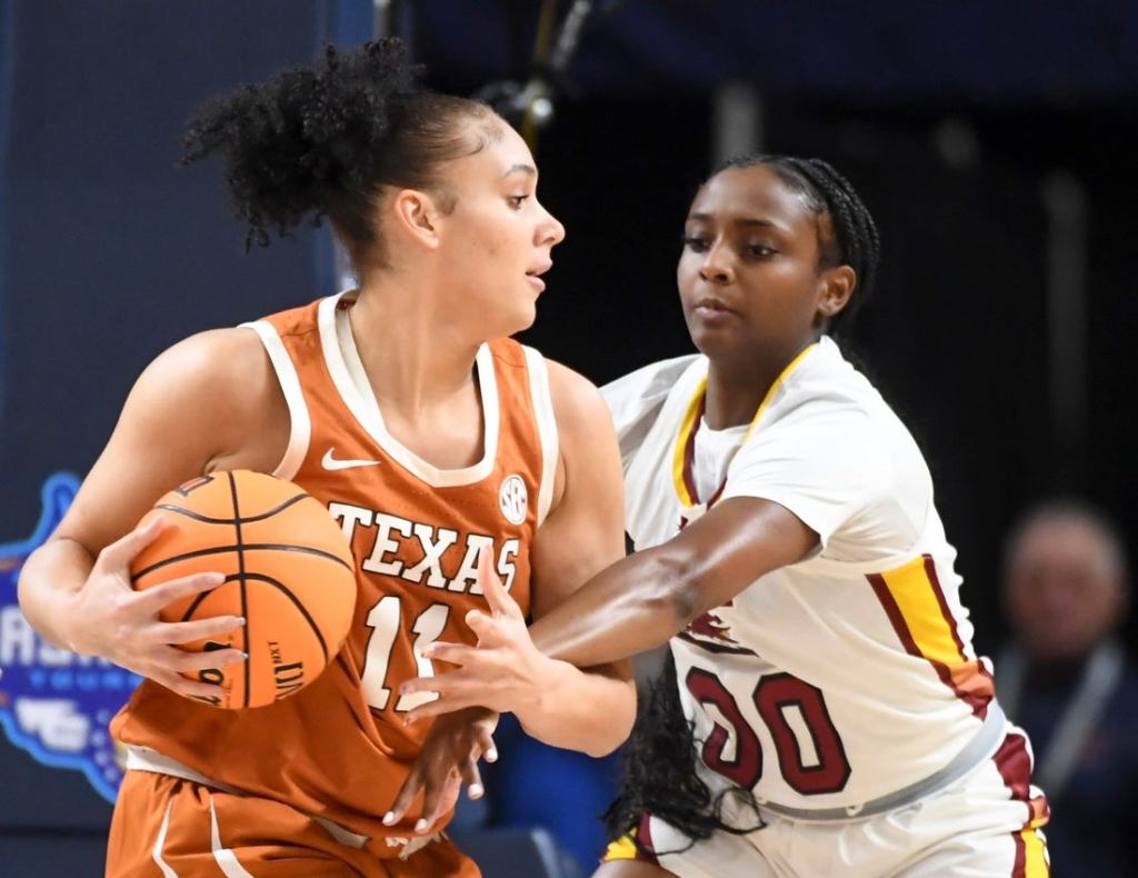 Texas rolls past South Carolina in SEC women’s title game