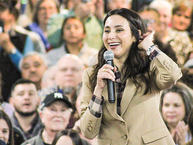 Texas Democrats rally around state Rep. Gina Hinojosa to face Abbott in November